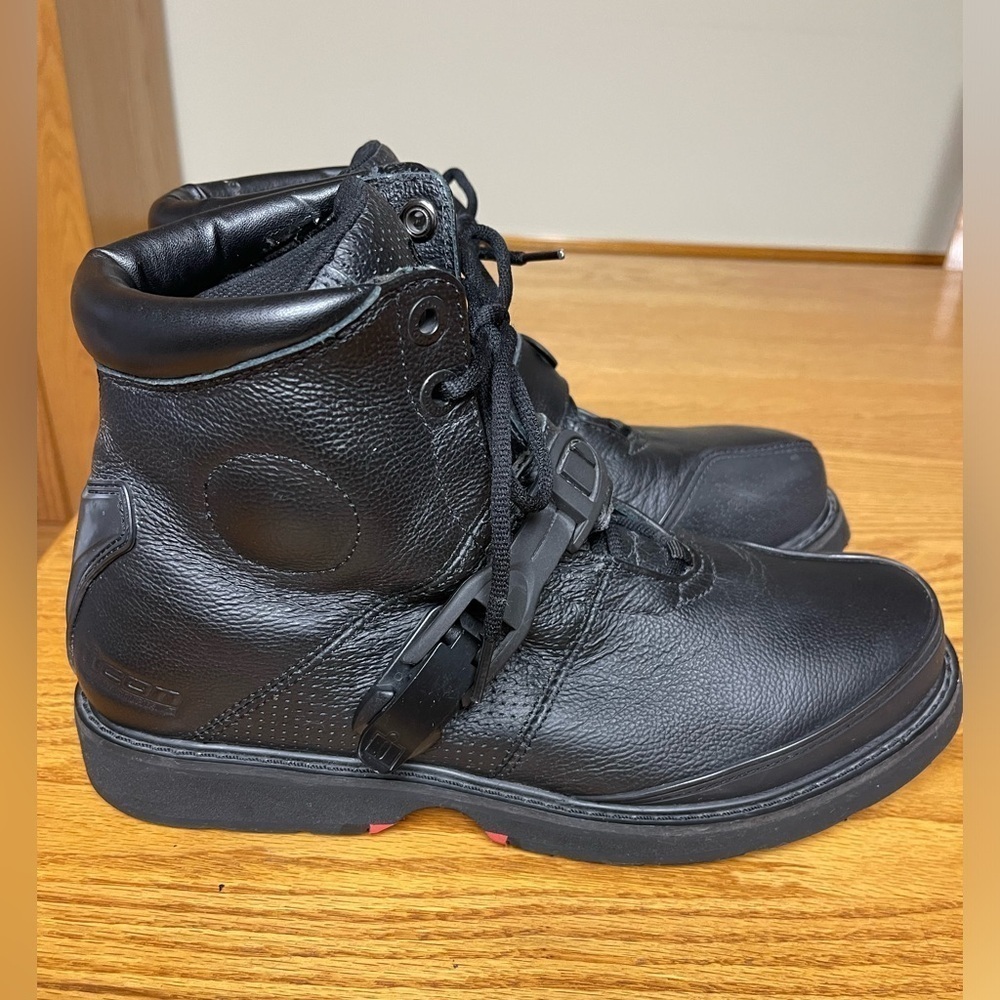iicon asphalt technologies motorcycle black leather boots Size 11
